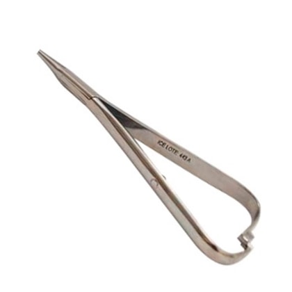 Porta Agulha Mathieu com Furo 14CM - ICE Porta Agulha Mathieu com Furo 14CM - ICE